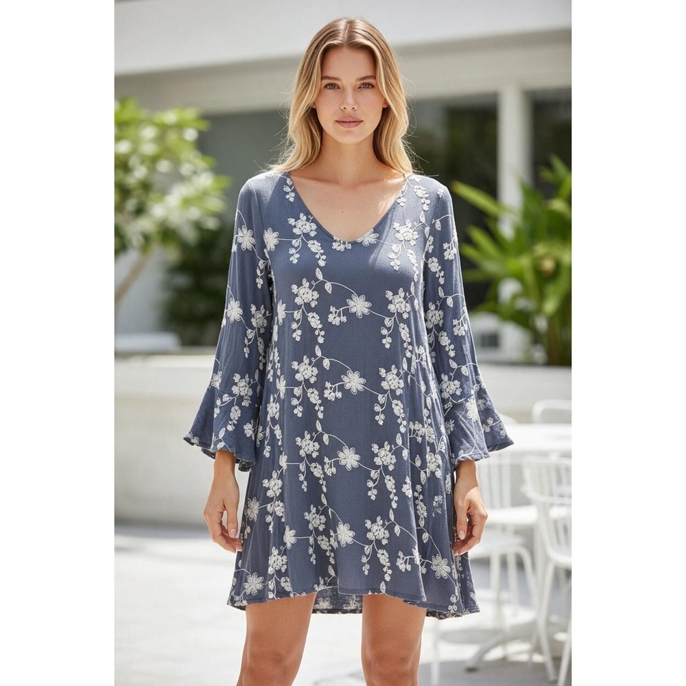 Umgee Embroidered Floral Tunic Dress Womens Small Blue Purple Ruffle Cutout